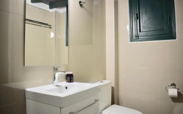 Athens central apt with roof top - EP9G
