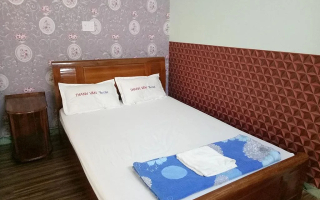 Thanh Van Hostel
