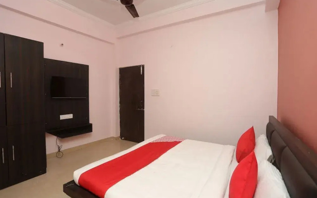 Vrindawan Galaxy by OYO Rooms