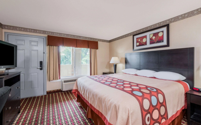 Super 8 by Wyndham Old Saybrook