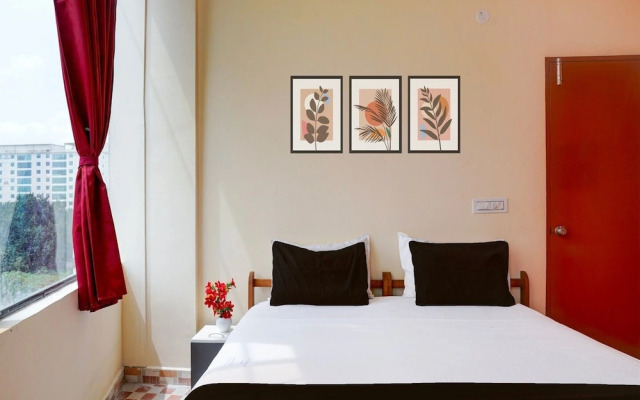 Deluxesree Residency