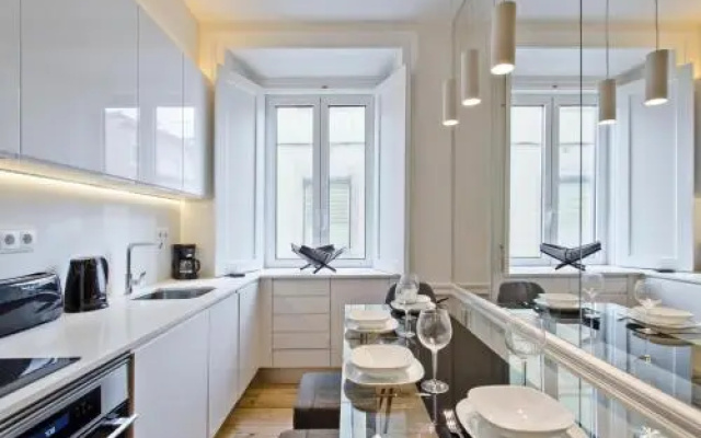 Bmyguest - Exclusive Downtown Apartment