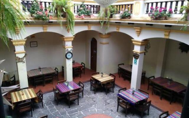 Hostal Restaurante La Suite 2