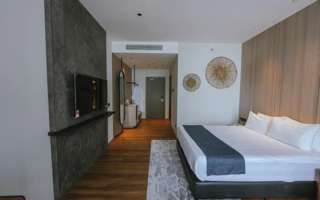 Roxy Beach Resort