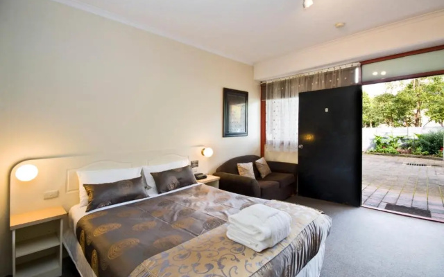 Lorne Coachman Inn