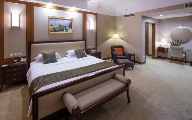 Rong Qiao Hotel