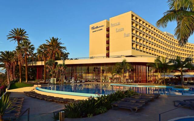 Pestana Casino Park Hotel & Casino бассейн