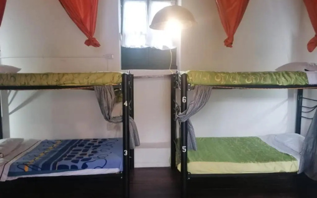Hostal Casa Colibrí