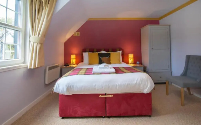Eddrachilles Hotel