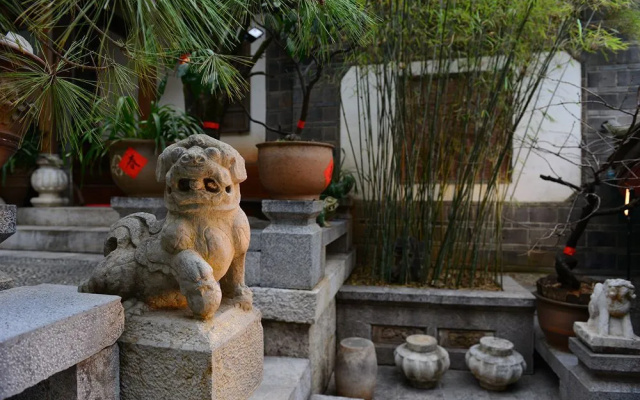 Lijiang Zen Garden Hotel (Wuyi Yard)