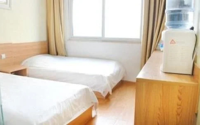 Shijiazhuang Yiju Hotel