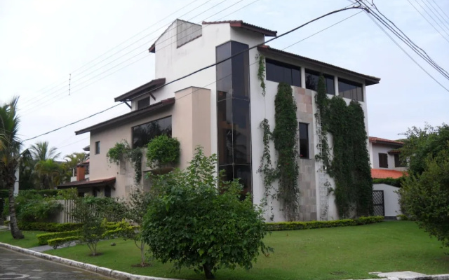 Casa Cond. Bougainville Frente a Praia