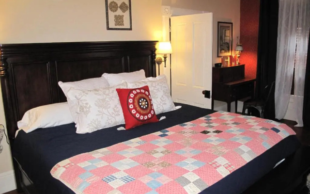Georges on York B&B