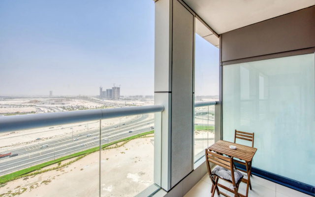 Cool Dubai Apt Next Burj Khalifa Design District