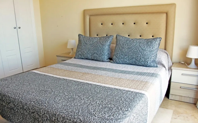 2 bedrooms apartment with sea view