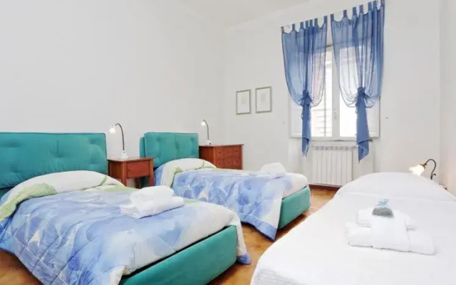 Castro Pretorio Halldis Apartments
