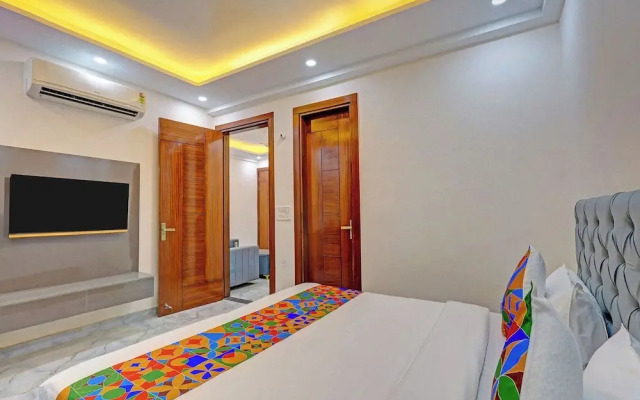 FabHotel Premier Stays - 800m from Artemis Hospitals Gurgaon