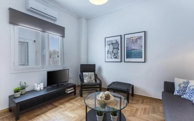 Elegant 2 bedroom apartment in Thissio