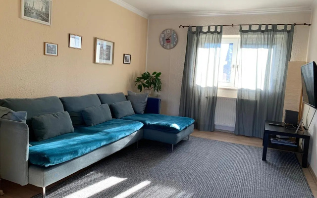 Ferienwohnung Mit Garten in Koln