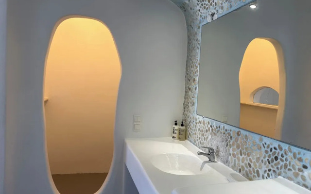 Eleni's Village Suites