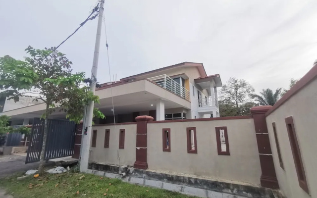 OYO Homes 90524 Dj Pegaso Serom Homestay