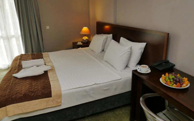 Talen Otel