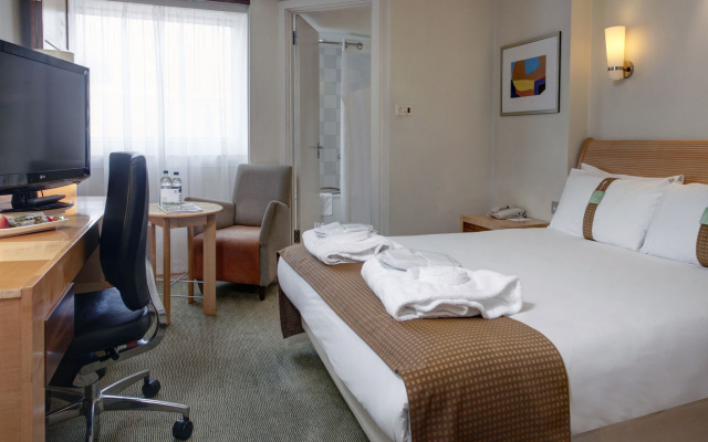 Holiday Inn Basingstoke by IHG