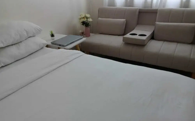 1BR Covent Garden South Tower University Belt- SM Sta Mesa, Metro Manila,Philippines
