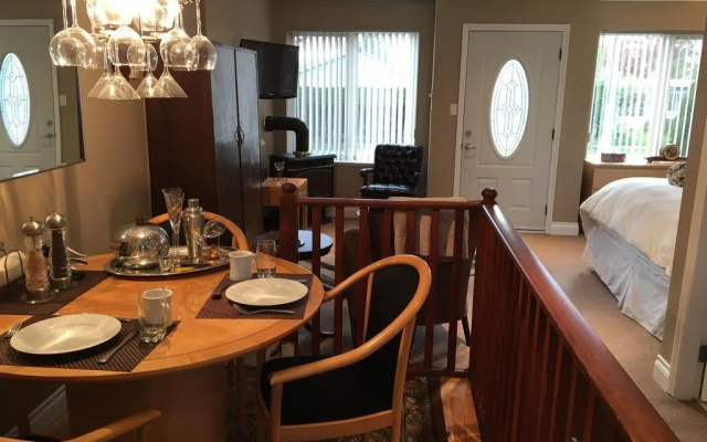 Corbett Guest Suites