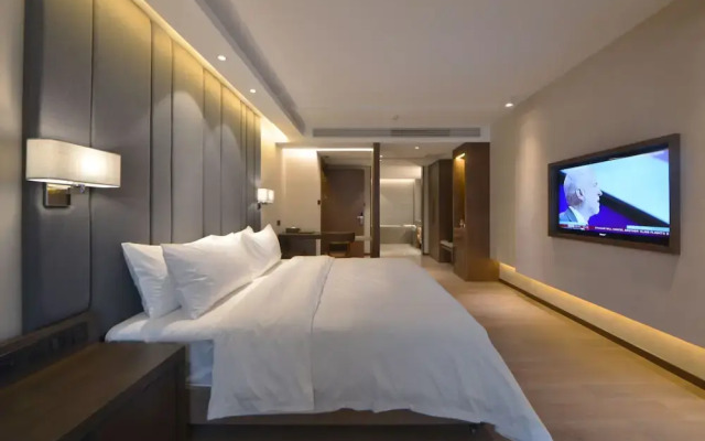 KuanRong Luxury Suites Hotel - Daping Times Square