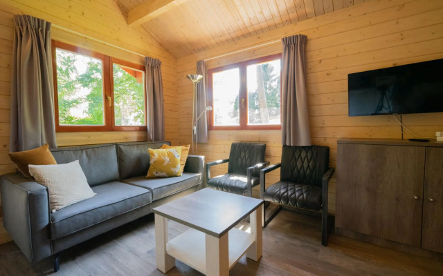 Chalet Near Utrecht With Combimicrowave