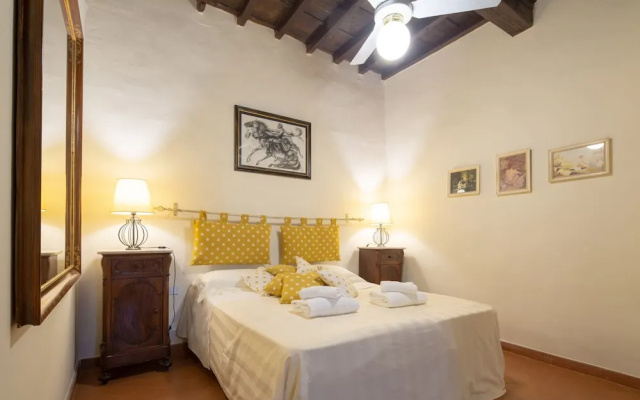 Curtatone Apartment