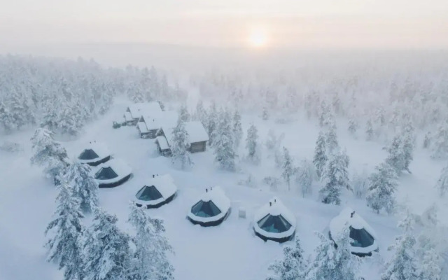 Wilderness Hotel Muotka & Igloos