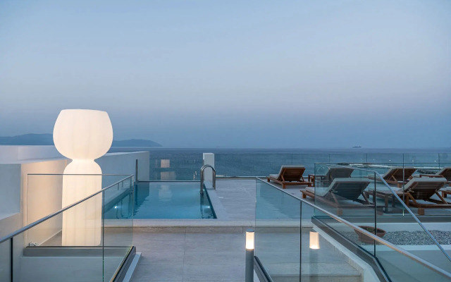 Romantica Hotel and Apartments