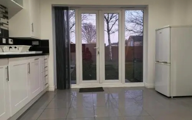 Nightingale Gardens - 4 Bed Detached House - Manchester