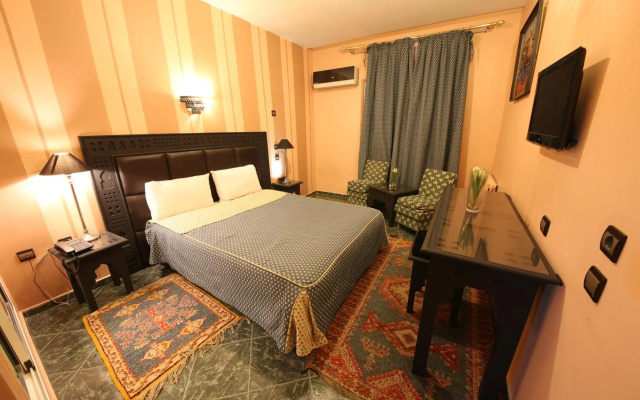 Hotel Akouas