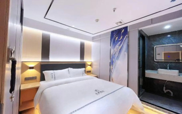 SIA Hotel (Guangzhou Railway Station Sanyuanli Subway Station)