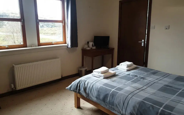 Loch Erisort Hotel