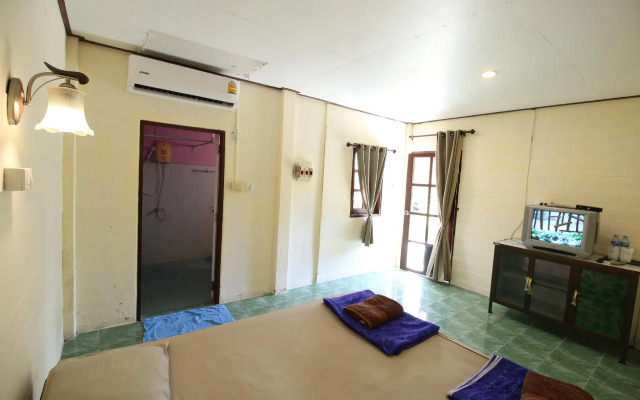 Best House Resort