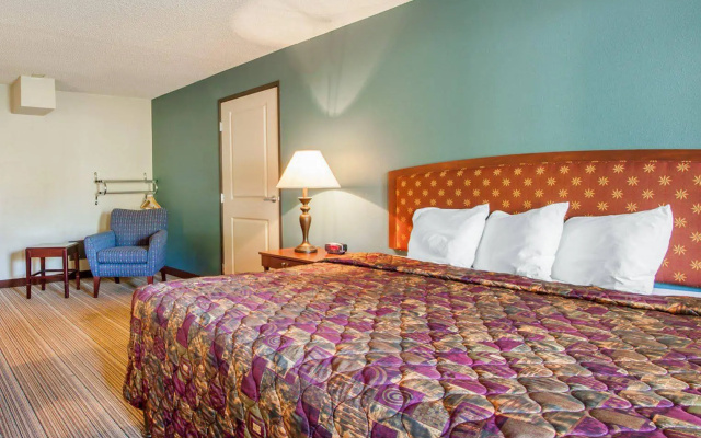 Rodeway Inn Portland Airport