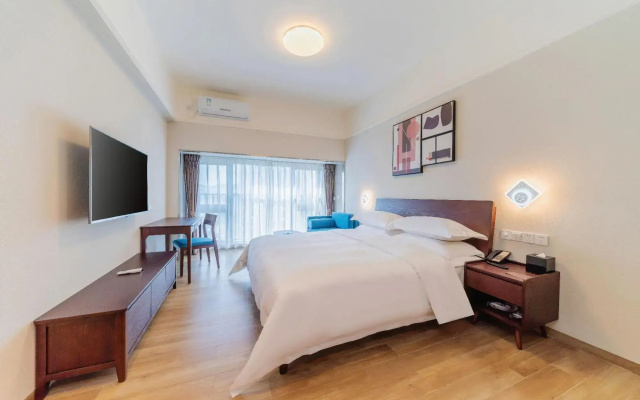 Donghua Apartment