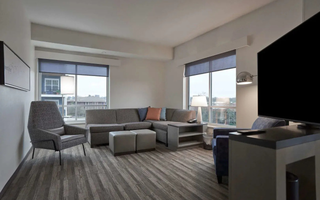 Hyatt House Louisville East