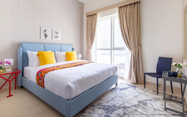 Impressive 2BR Loft W/ Study In Downtown Dubai