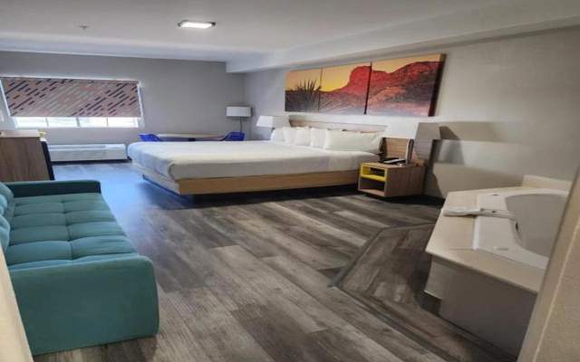 Days Inn & Suites By Wyndham Tucson/Marana