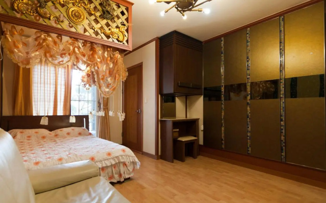 Taean White Sand Pension