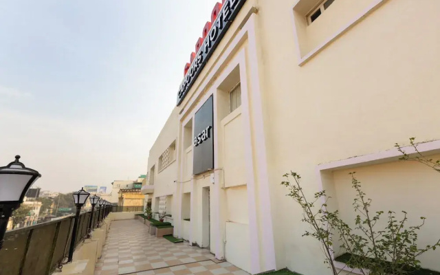 asar Capoors Hotel Hazratganj by Orion Hotels