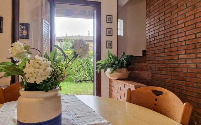 Two-bedroom Apartment With Private Garden