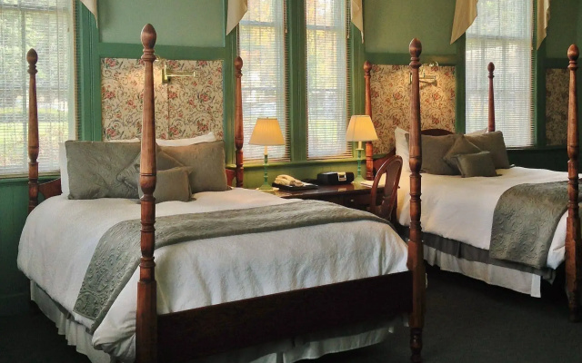 Chambery Inn