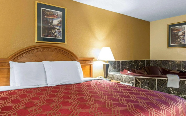 Econo Lodge Dalton West