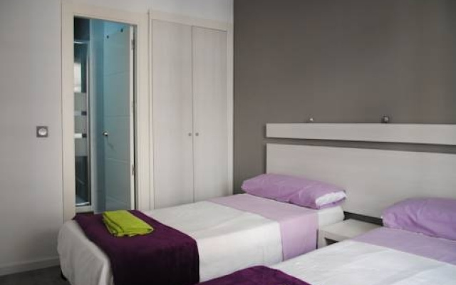 Hostal-taperia La Fonda